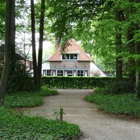 Casa de Férias Landgoed Groeneveld *